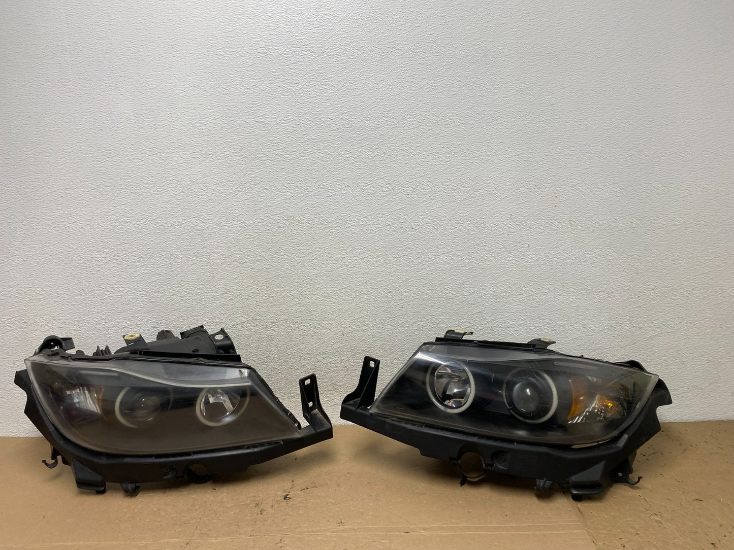 2006 to 2008 BMW 3-Series Sedan E90 Left+Right Set Side LED Headlights AF4631 DG0