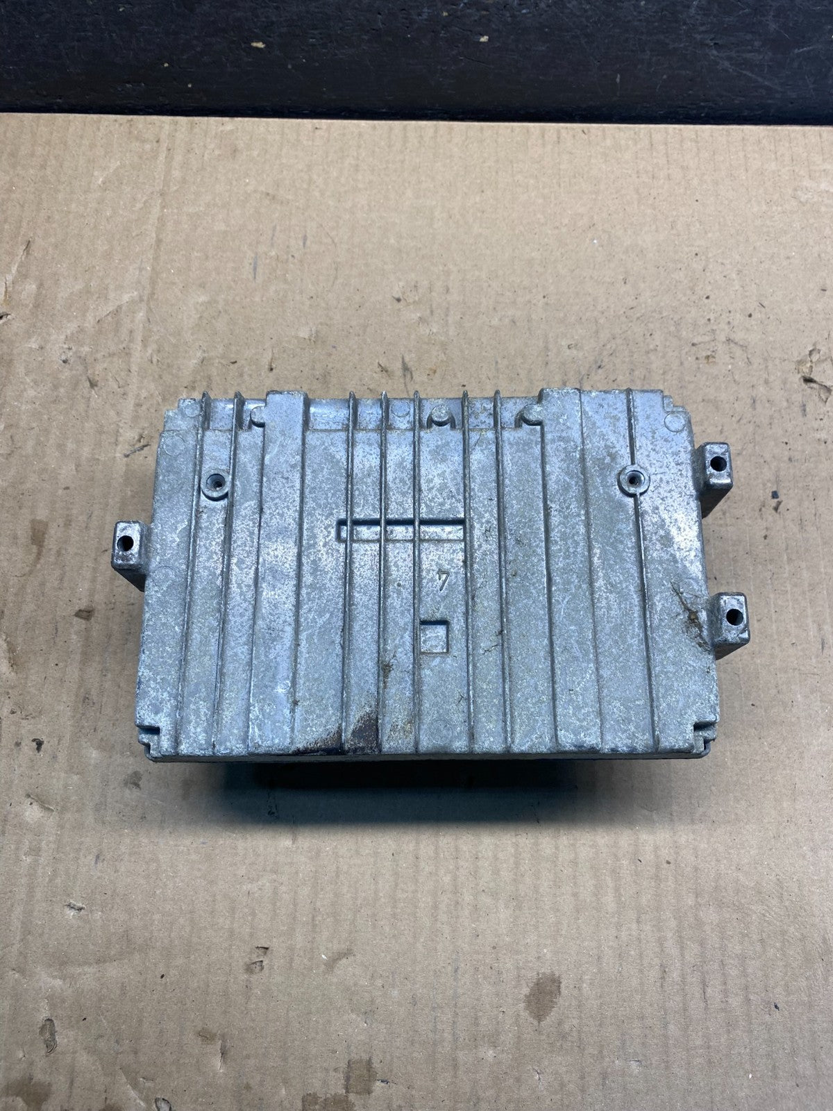 1999 Dodge Ram 5.9L Engine Control Module ECM PCM ECU p56040111ae AG9724 DG1