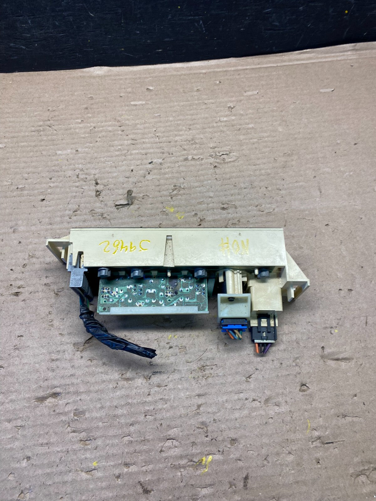 2001 - 2007 GMC Chevrolet Express 1500 Climate Control A/C j9462 DG4