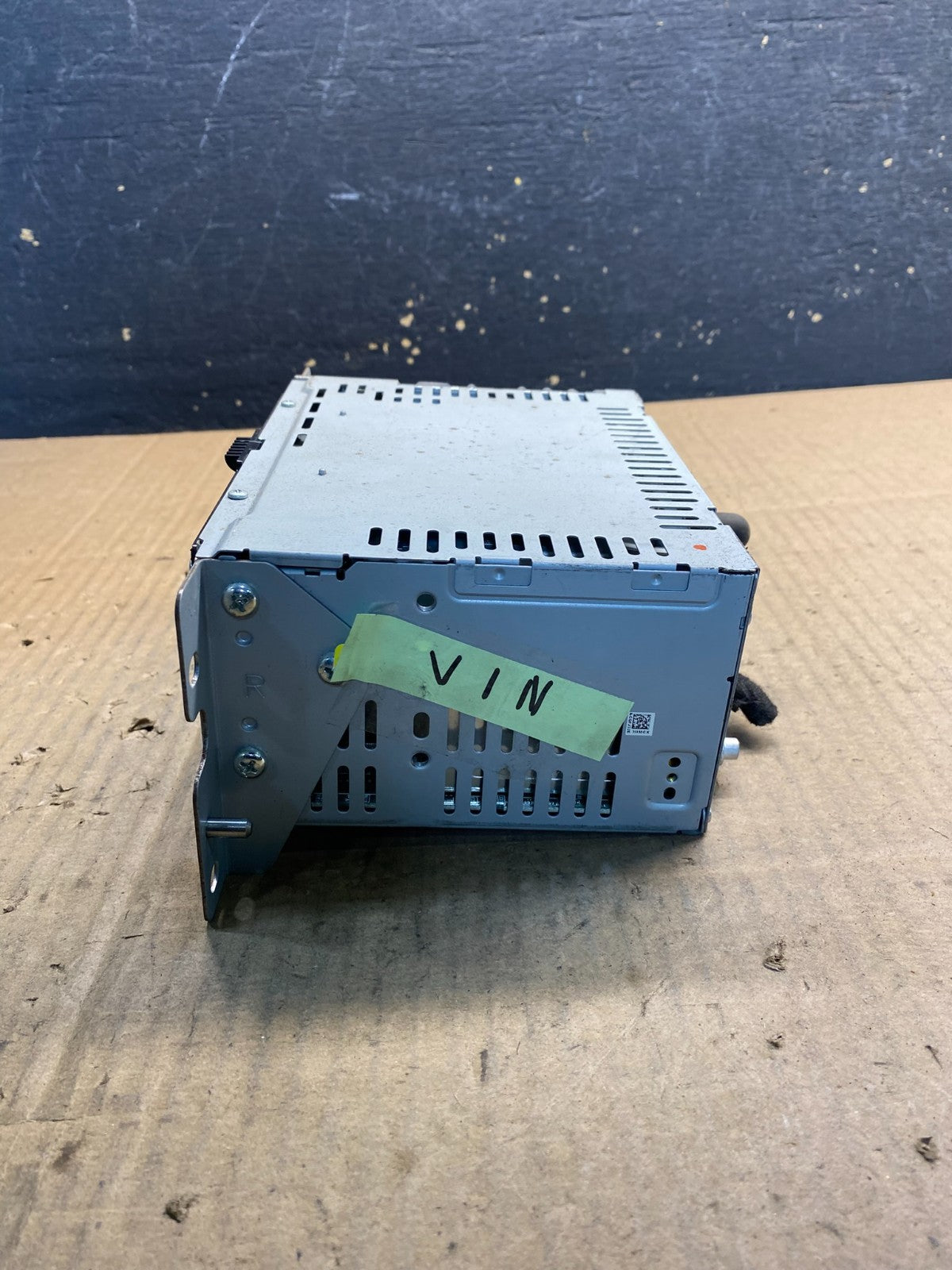 2013 - 2016 Lincoln MKS OEM CD Player AM FM Radio Receiver Satellite aa7818 DG1