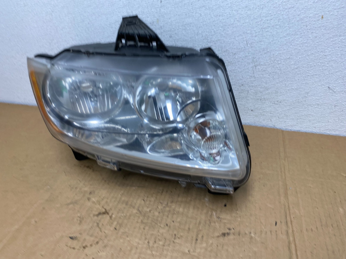 2011-2013 Jeep Grand Cherokee Right Passenger Halogen Headlight AC7632 DW1