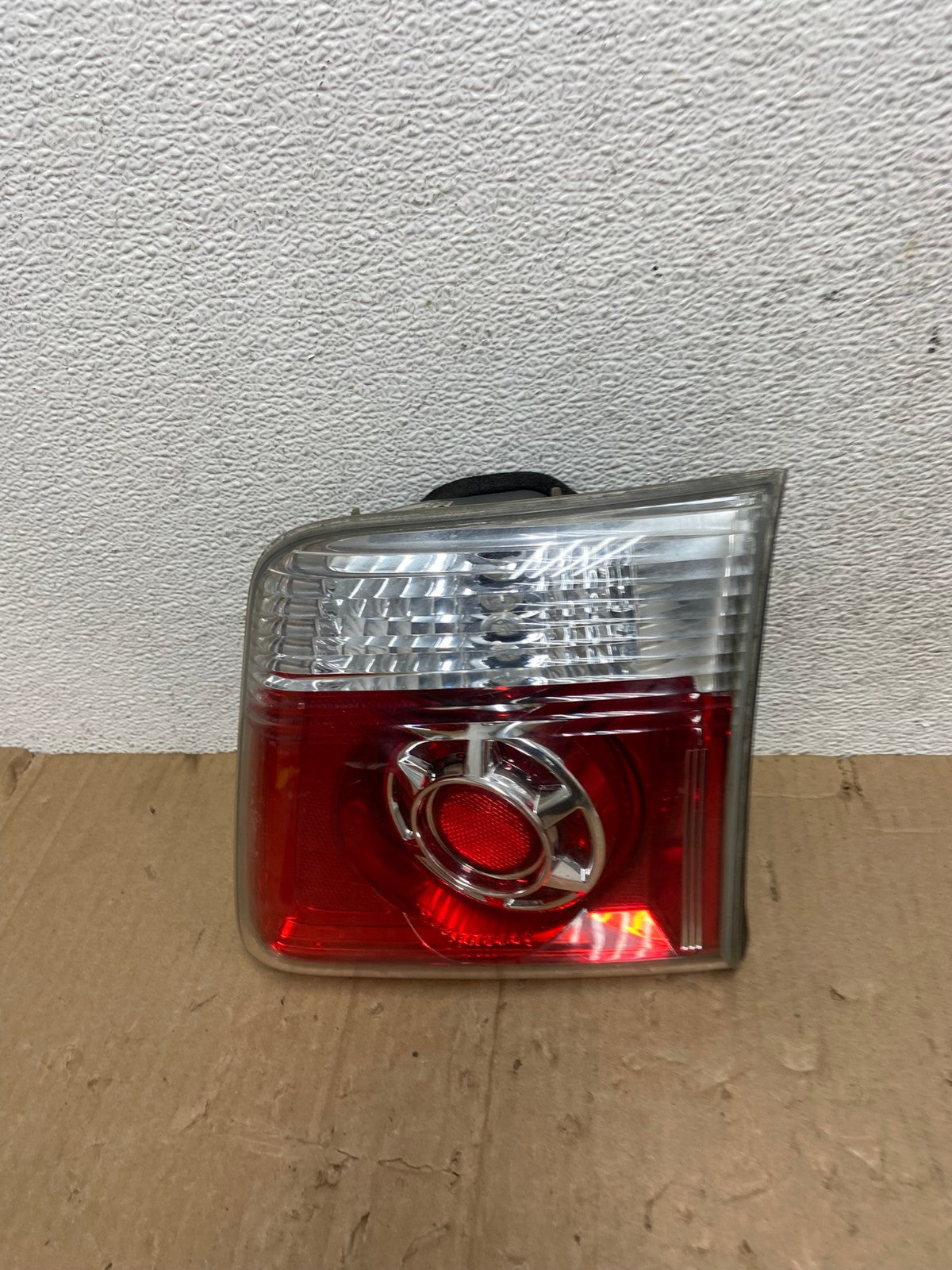 2007 to 2012 GMC Acadia Right Passenger Rh Hatch Tail Light Inner AE9055 LK0