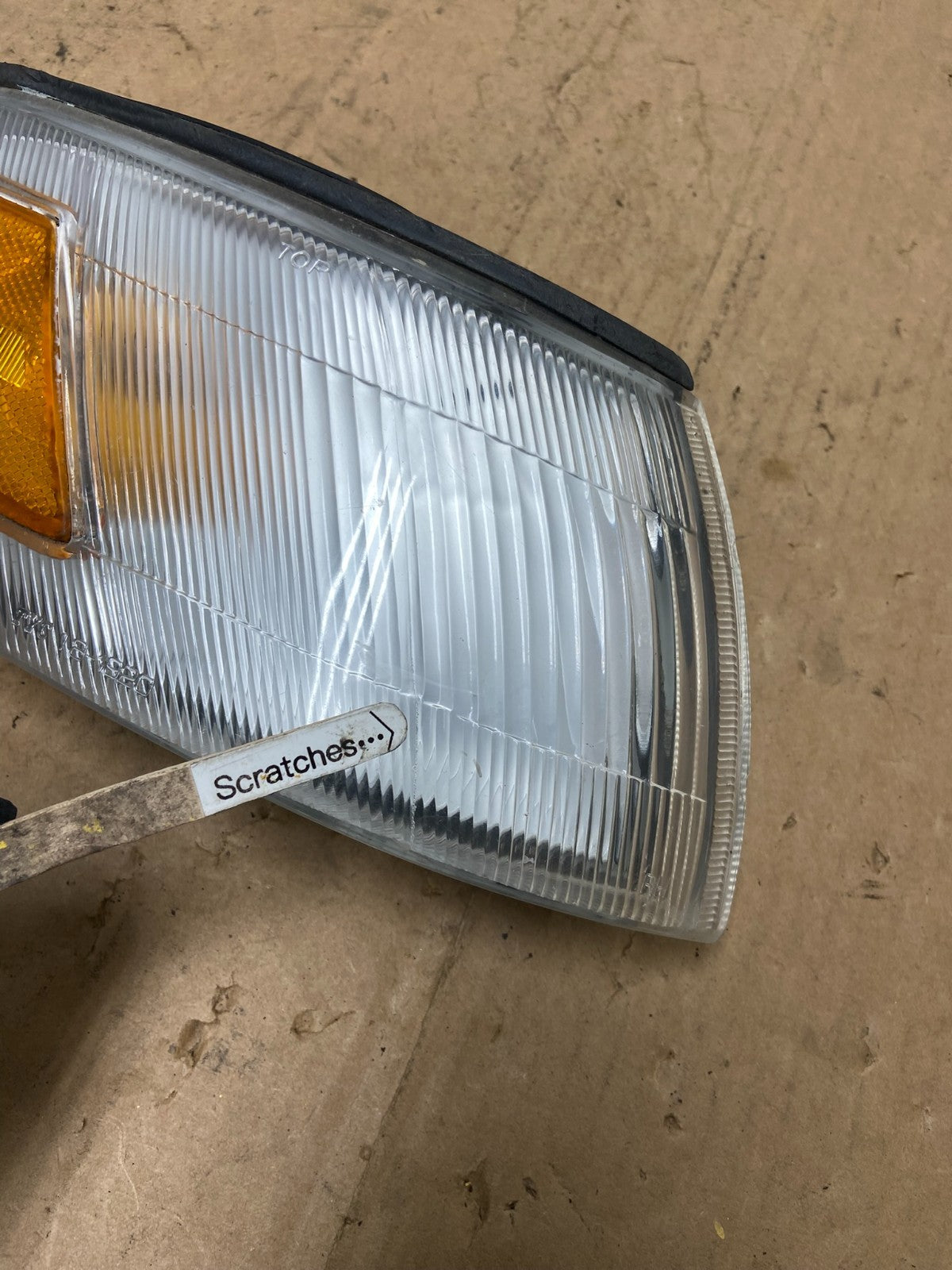 1993 to 1997 Toyota Corolla Right Passenger Corner Marker Turn Signal AD1229 DW3