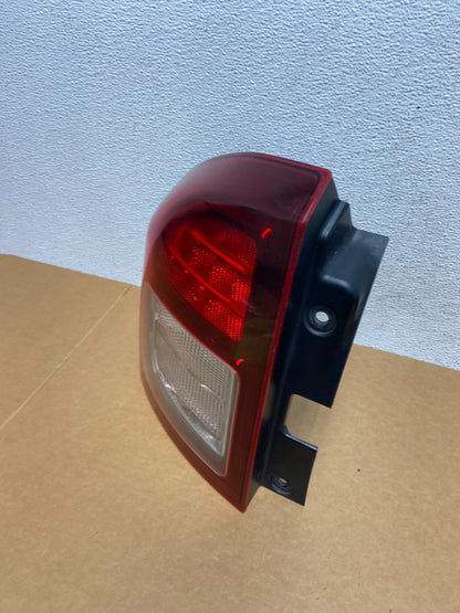 2014 - 2017 Jeep Compass Left Driver LH Side Tail Light AD8867 DW1