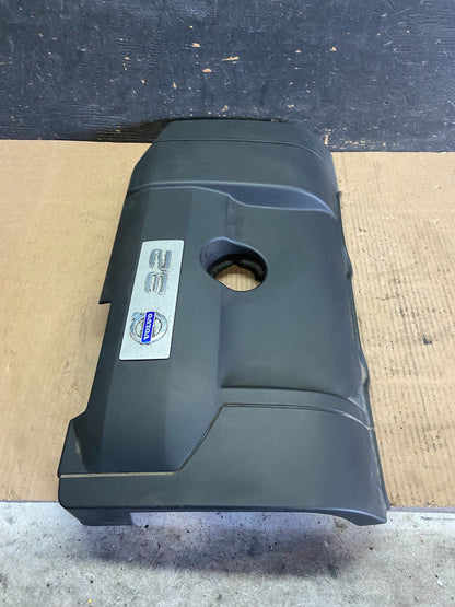 2007 to 2014 Volvo XC90 OEM 3.2L Upper Top Engine Motor Dust Cover Oem p8471 DG2