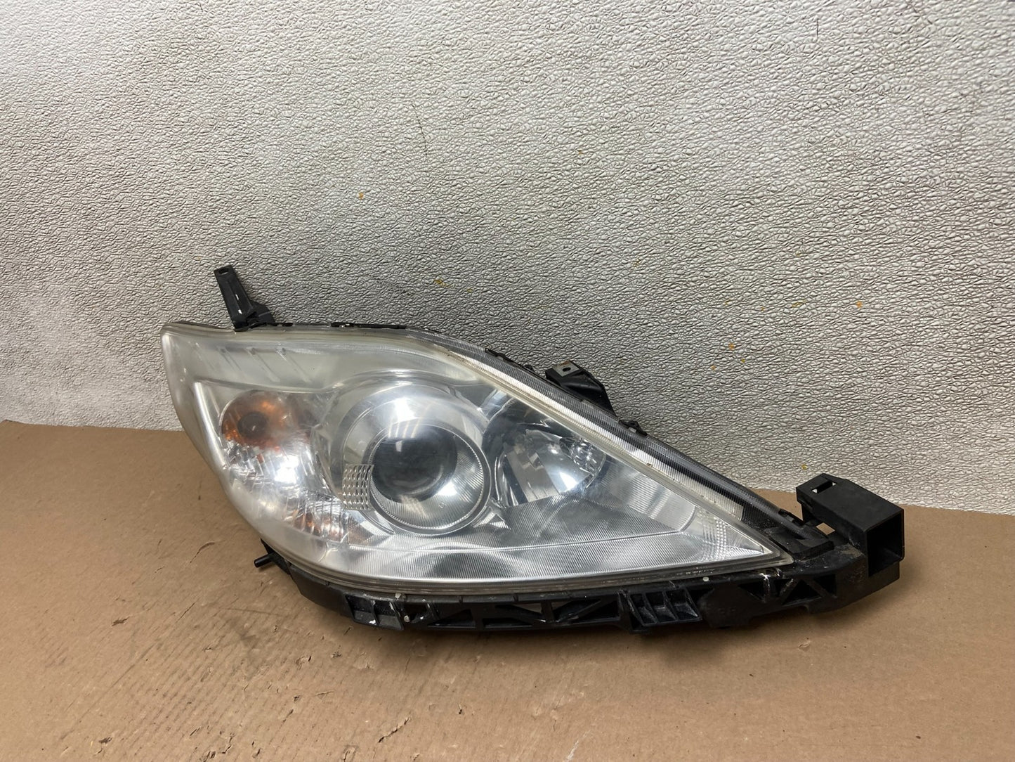 2008 2009 2010 Mazda 5 Right Passenger RH Halogen Headlight AB5936 DW1