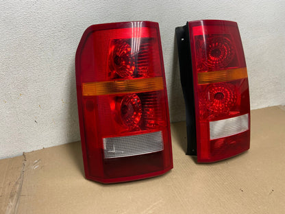 2005 - 2009 Land Rover LR3 Left+Right Side Tail Lights AH6674 LK1