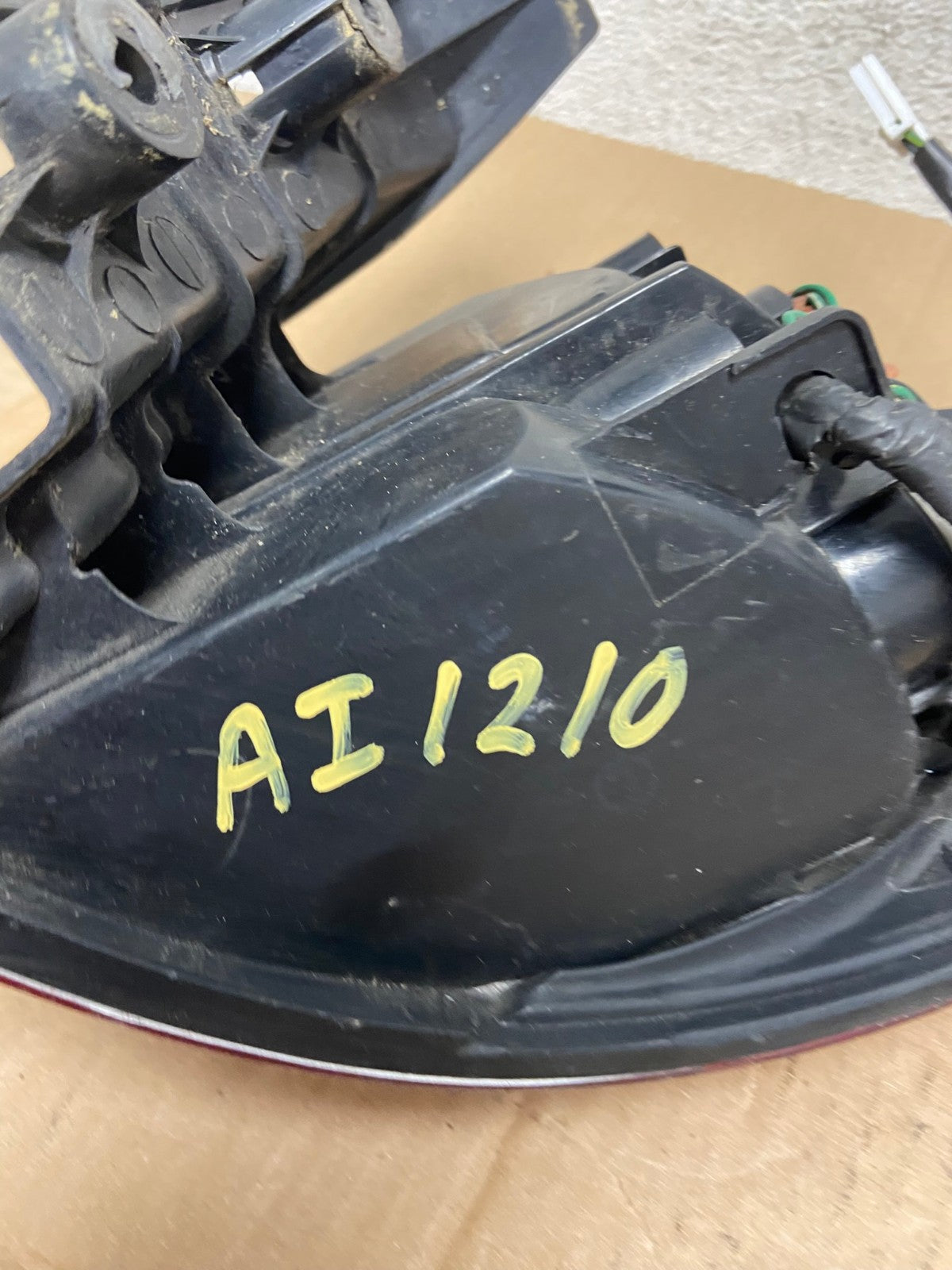 2008 to 2014 Subaru Tribeca Left Driver Lh Side Tail Light AI1210 LK7