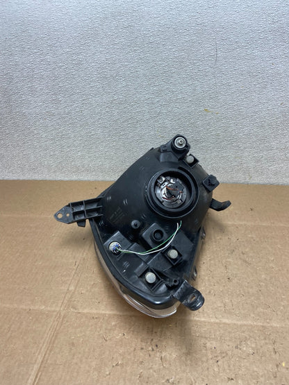 2001 - 2003 Toyota Rav4 Right Passenger RH Side Headlight Halogen DEPO Y8797 DW6