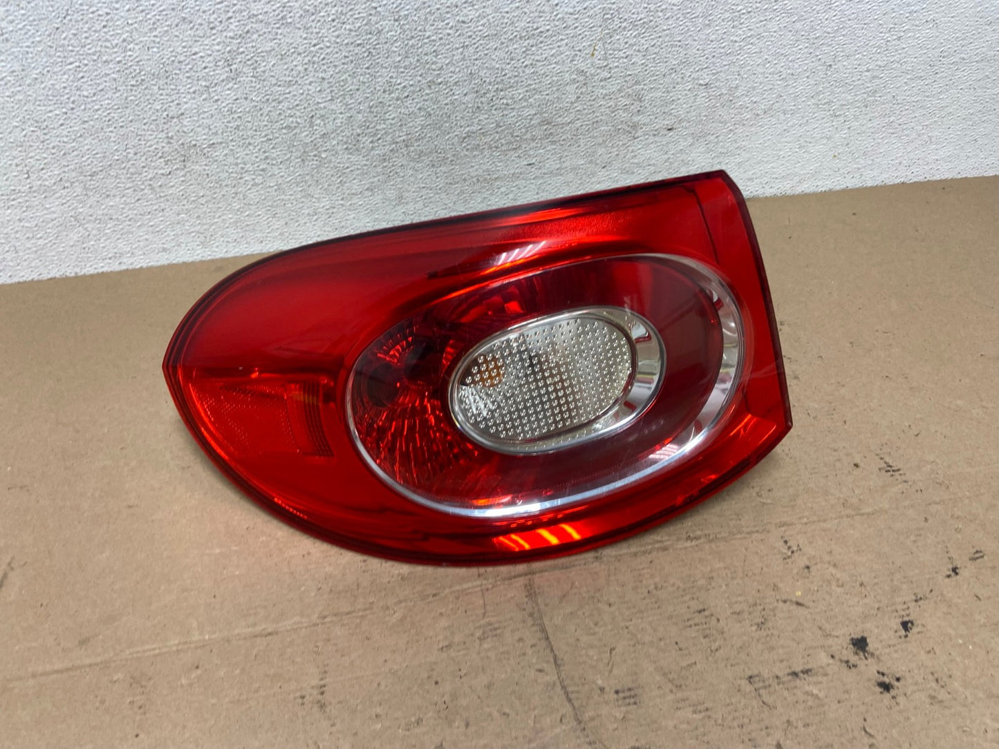 2009 to 2011 Volkswagen Tiguan Left Driver Side Tail Light AF4858 LK0