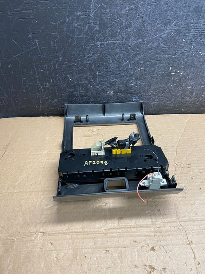 2004 - 2007 Nissan Titan Armada Radio r Climate Control Bezel Trim af2058 DG4