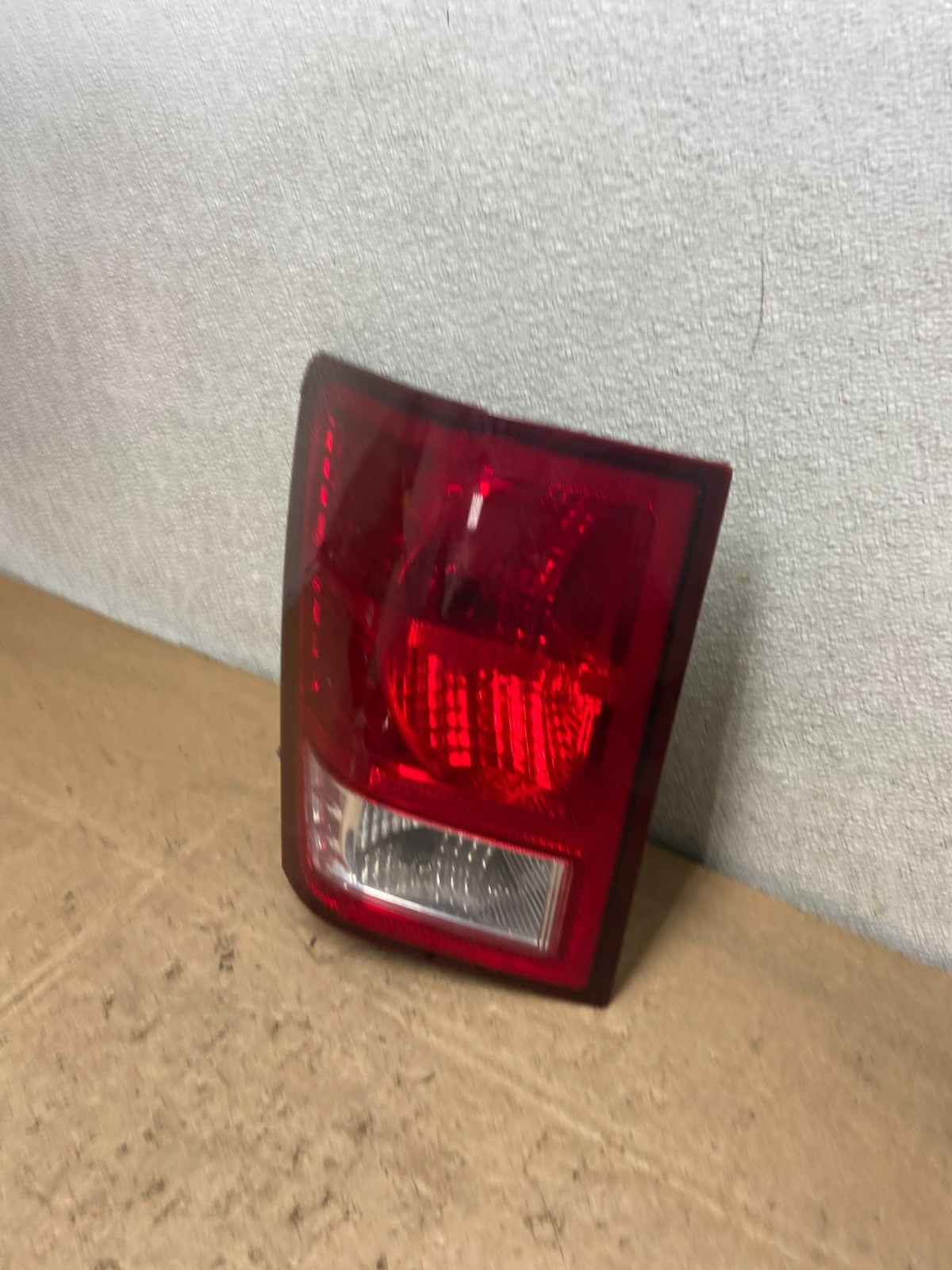2007 to 2010 Jeep Grand Cherokee Left Driver Lh Tail Light Oem Y6985 DW1