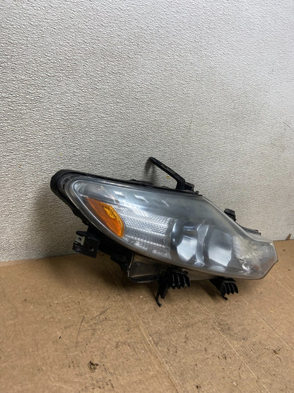 2011 to 2014 Nissan Murano Headlight Right Passenger Rh Oem Halogen AA35322
