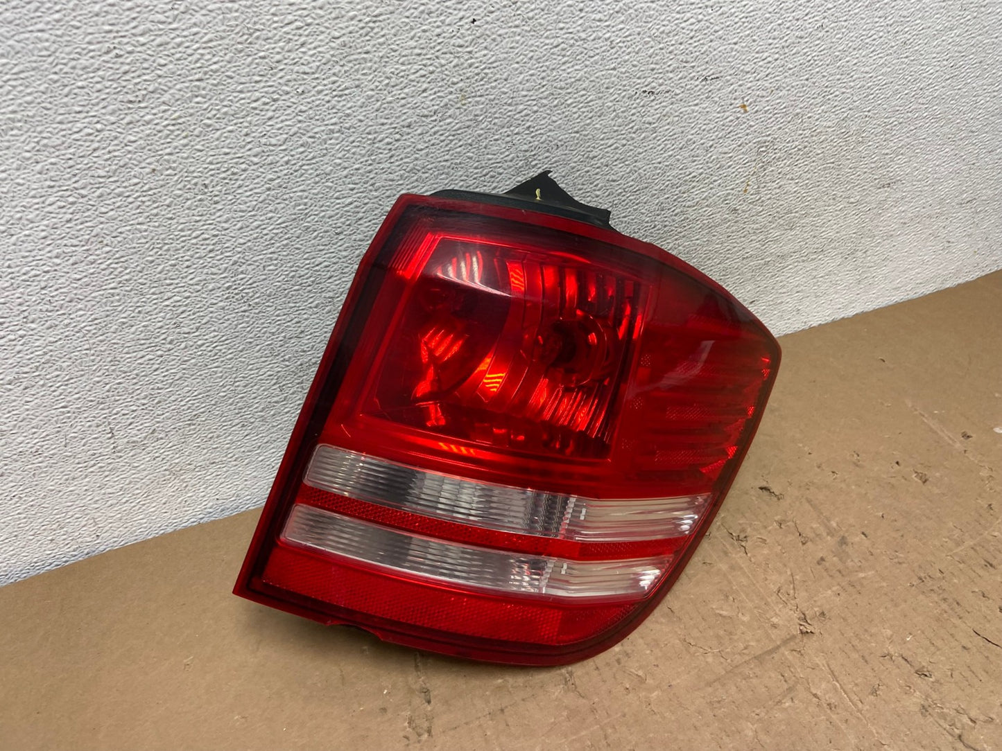2009 - 2011 Dodge Journey Right Passenger Side Tail Light AD8107 LK2