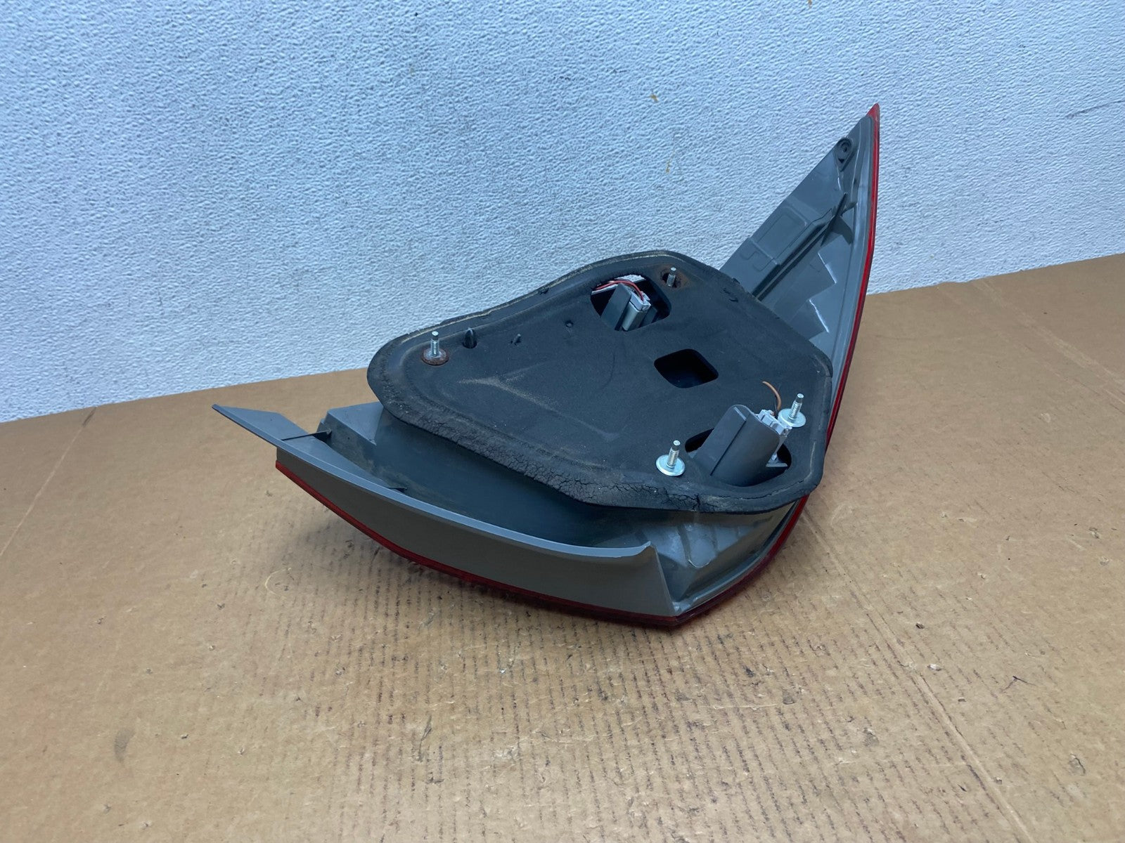 2006 - 2007 Honda Accord Right Passenger Side Tail light AD0468 LK4
