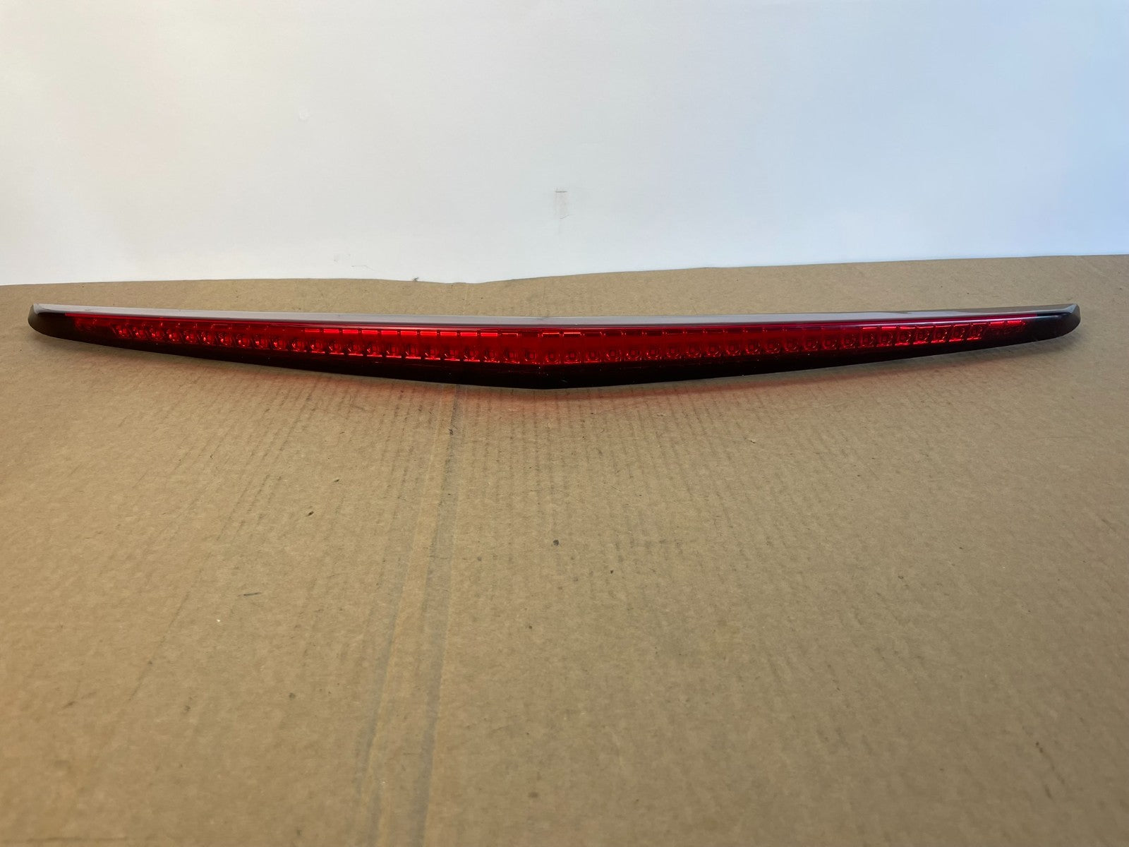 2008-2013 Cadillac Cts Sedan Trunk Lid 3rd Third Brake Tail Light AF5447 DW0