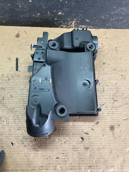 2007 to 2010 BMW X5 Air Intake Cleaner Filter Housing Box OEM S3717 DG7