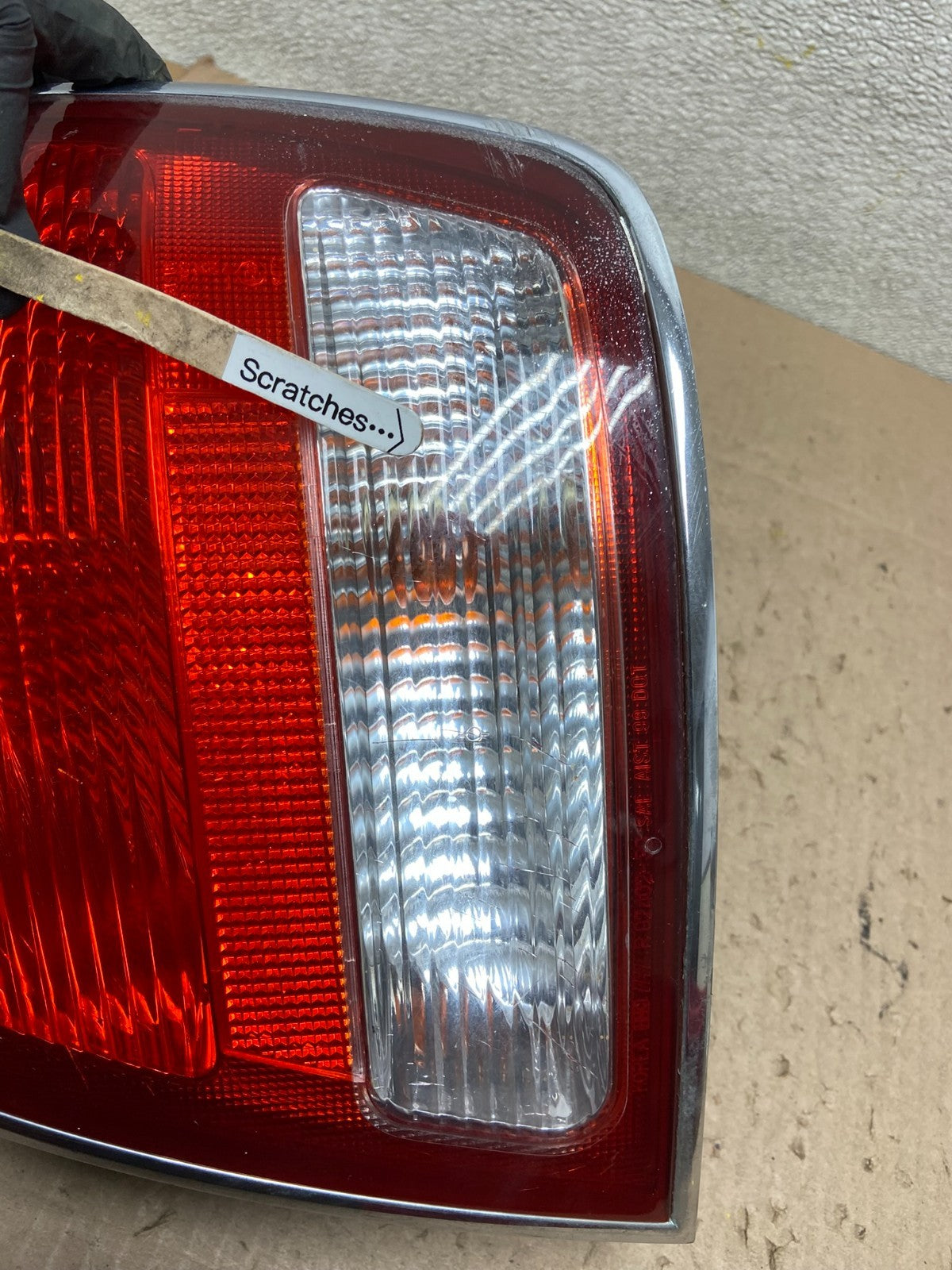 2001-2003 Hyundai XG300 XG350 XG Right Passenger Side Tail Light Oem Z6389 DW3