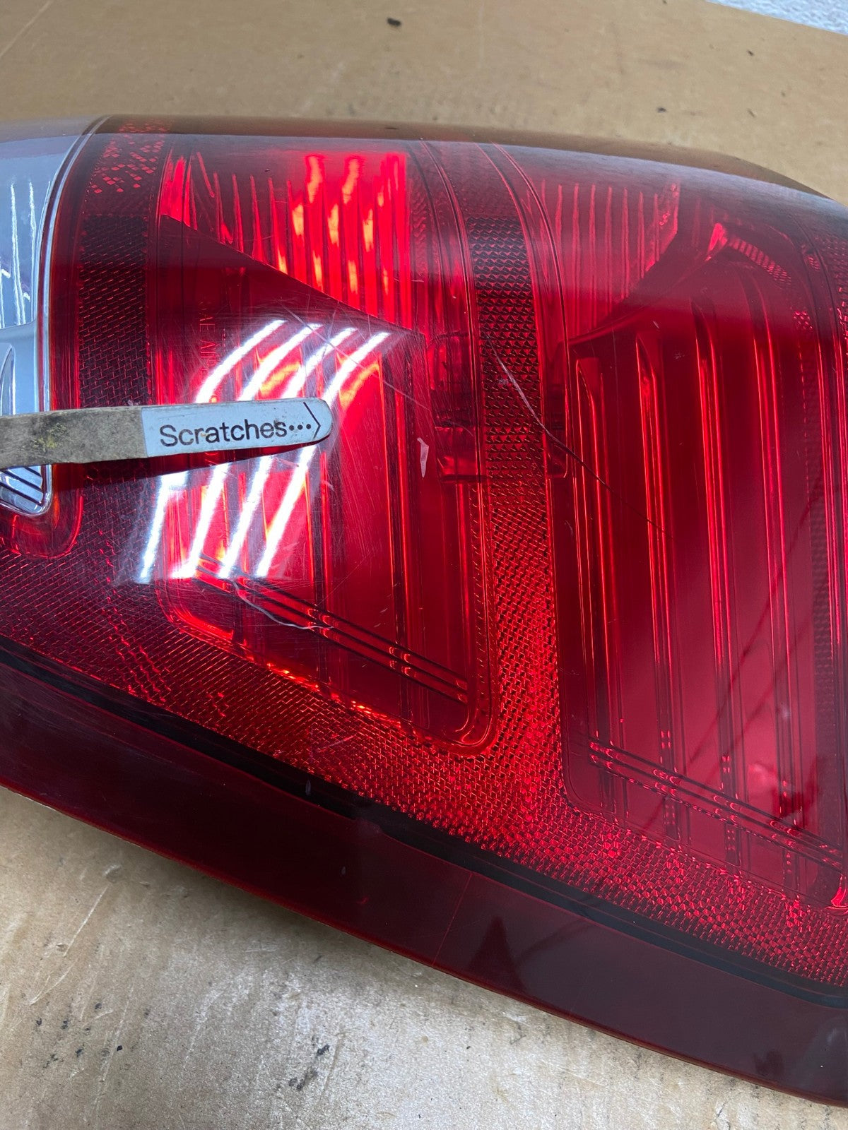 2007 to 2010 Jeep Grand Cherokee Right Passenger Tail Light AE0214 LK3