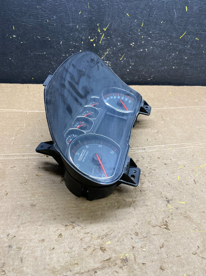 2007 to 2014 GMC Yukon Sierra Cluster Gauge Speedometer W9586 DG1
