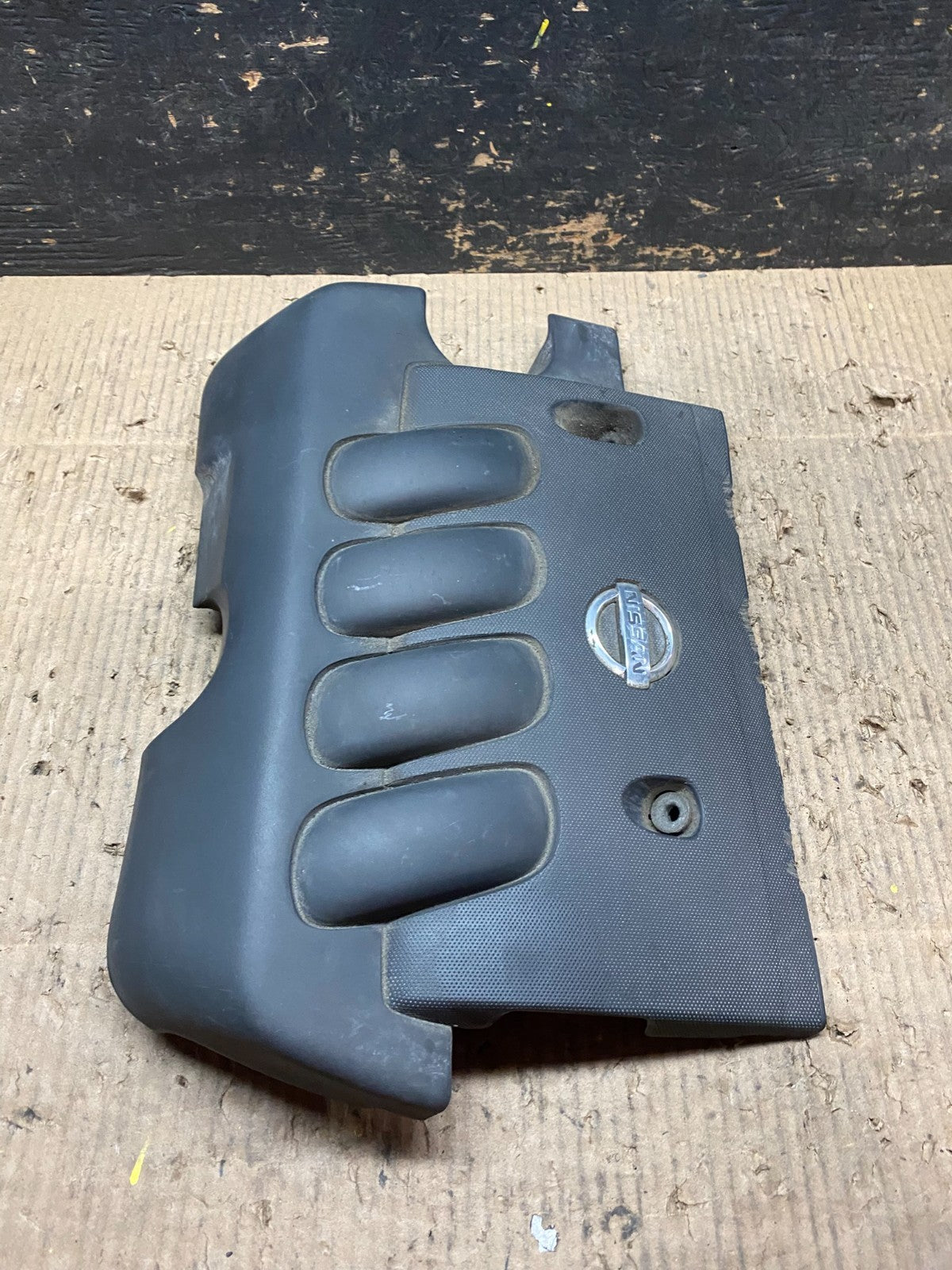 2009 to 2013 Nissan Sentra Engine Motor Cover T9916 DG2