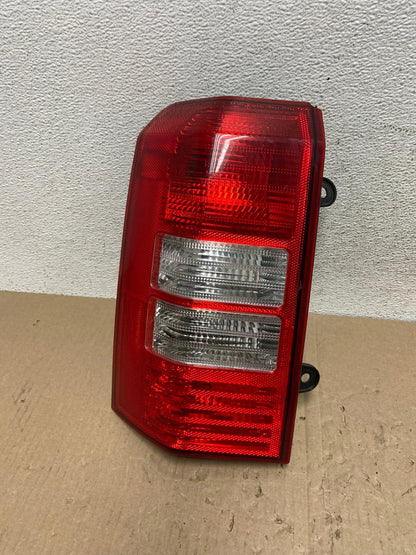 2008 to 2016 Jeep Patriot Left Lh Driver Side Tail Light AE9657 LK0