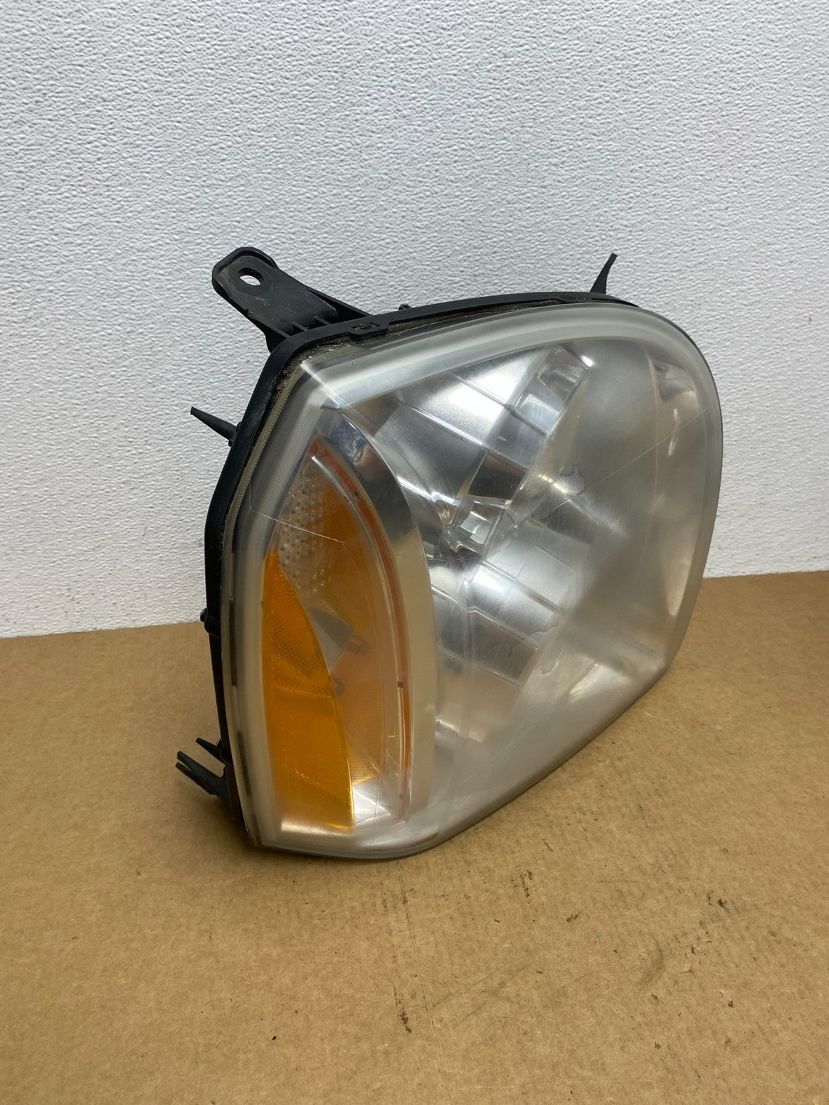 2007-2014 GMC Yukon Halogen Headlight Right Passenger Side DEPO AC1738 DW2