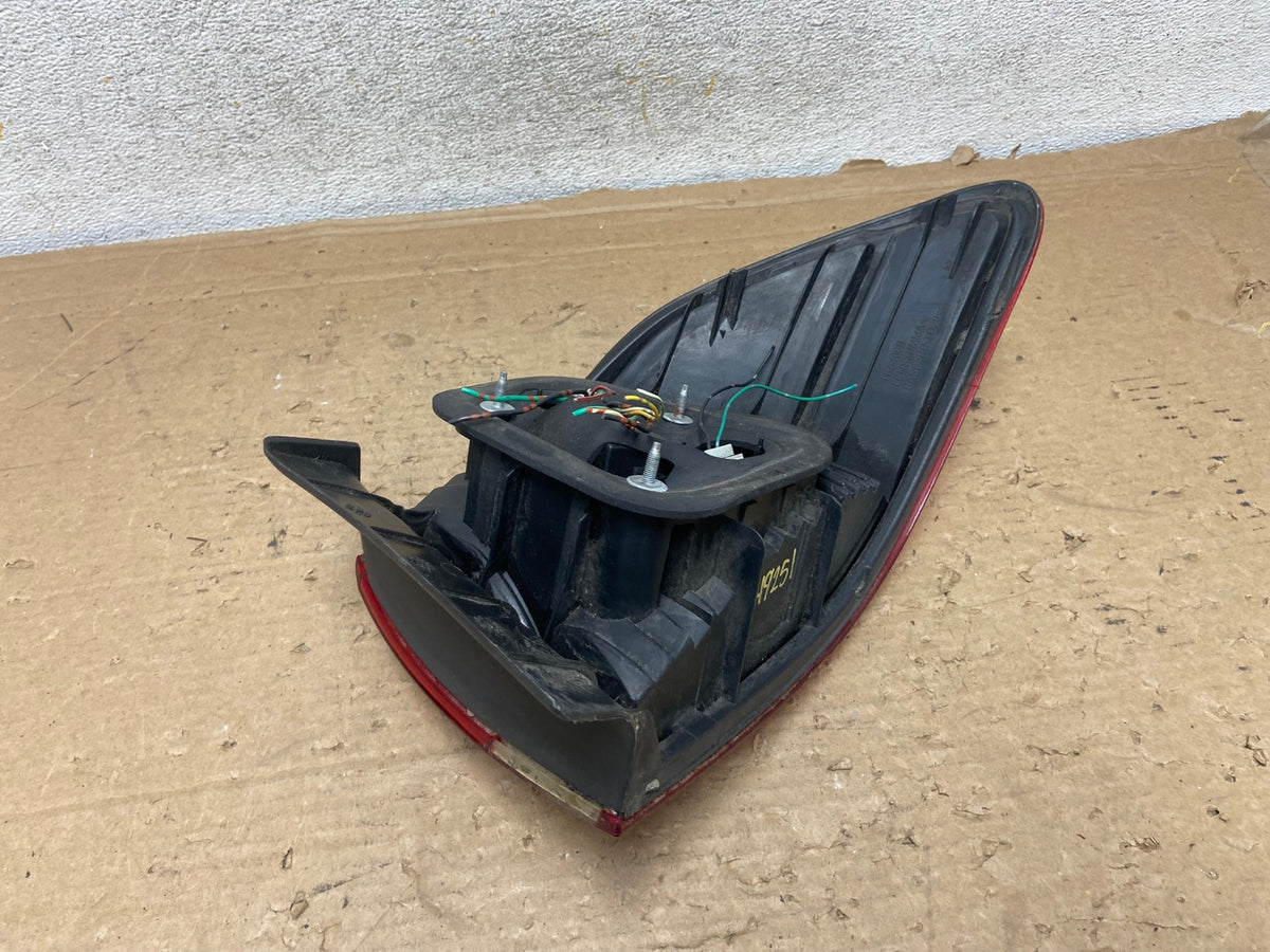 2001 to 2002 Honda Accord Sedan 4door Left Driver LH Tail Light AH9251 LK5