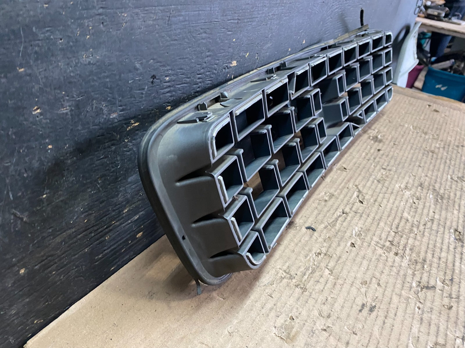 2003 to 2013 Volvo XC90 Front Upper Grill Grille Oem S5690 DG10