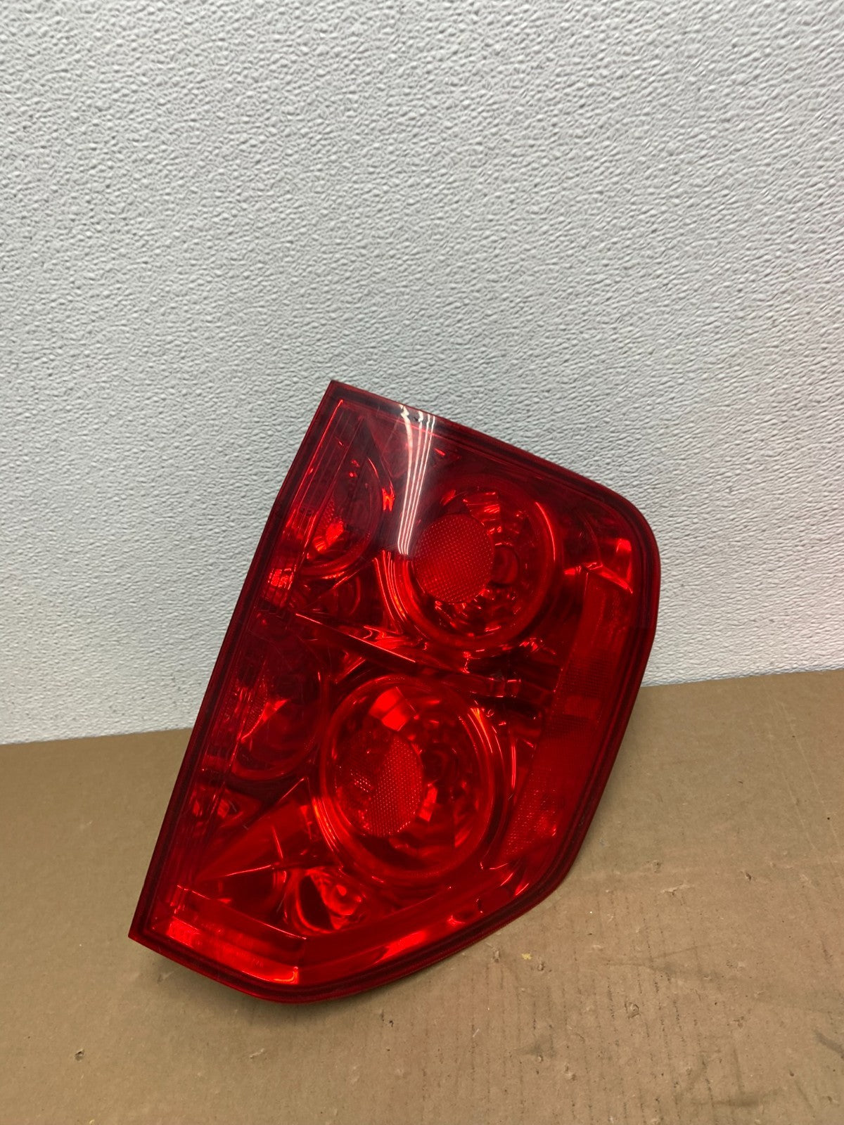 2003 2004 2005 Honda Pilot Right Passenger RH Side Tail Light Oem AB6420 DW0