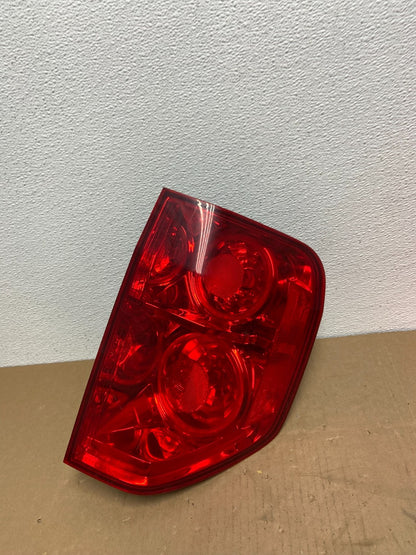 2003 2004 2005 Honda Pilot Right Passenger RH Side Tail Light Oem AB6420 DW0
