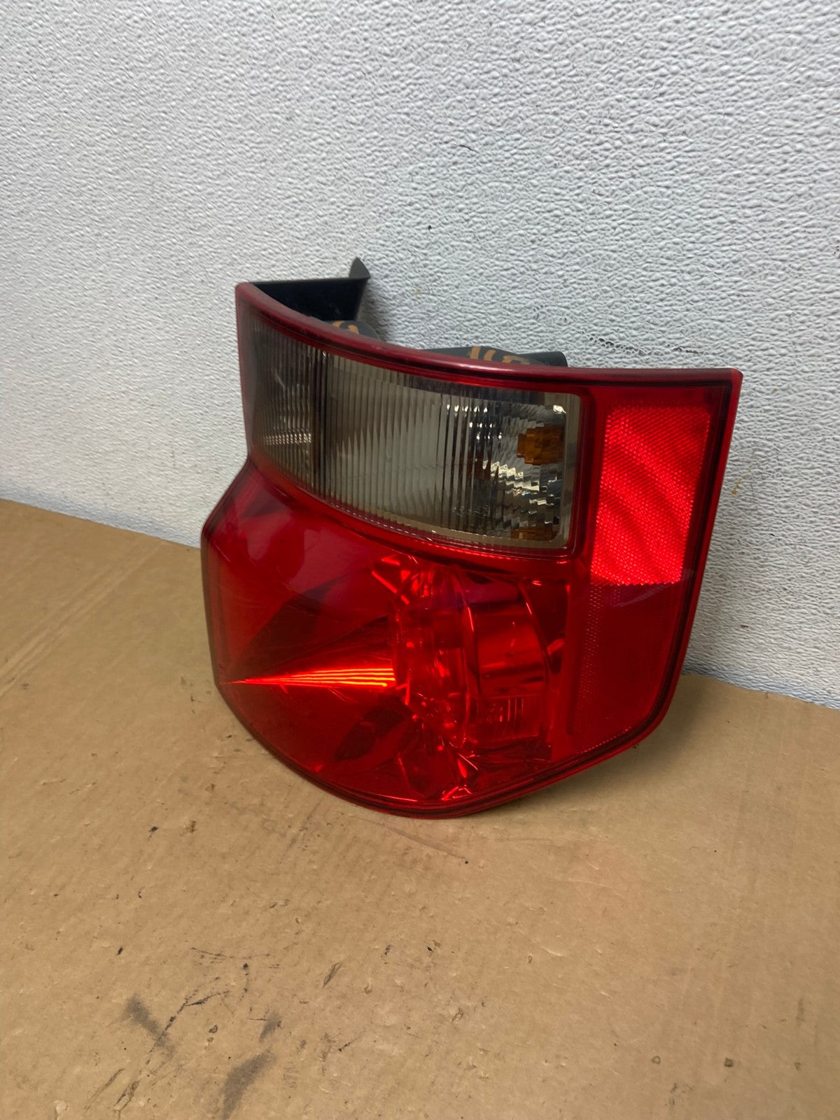 2003 to 2008 Honda Element Right Passenger Rh Side Tail Light AD2775 LK1