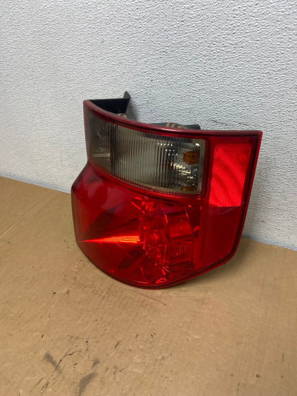 2003 to 2008 Honda Element Right Passenger Rh Side Tail Light AD2775 LK1