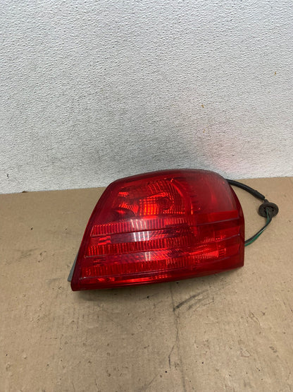 2008 to 2015 Nissan Rogue Right Passenger Rh Side Tail Light AG4788 LK0
