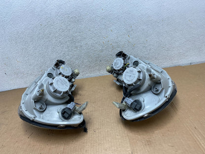 2002 to 2005 Hyundai Sonata Left+Right Side Headlights Halogen AI8832 DW9