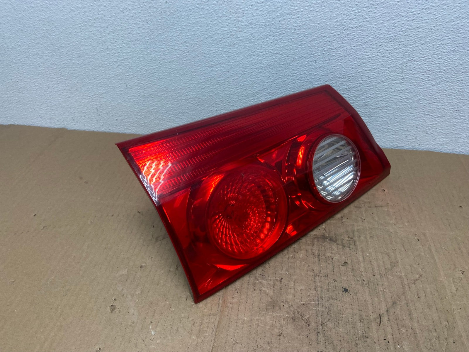 2006 to 2010 Toyota Sienna Left Driver LH Inner Tail Light Oem AB8291 LK2