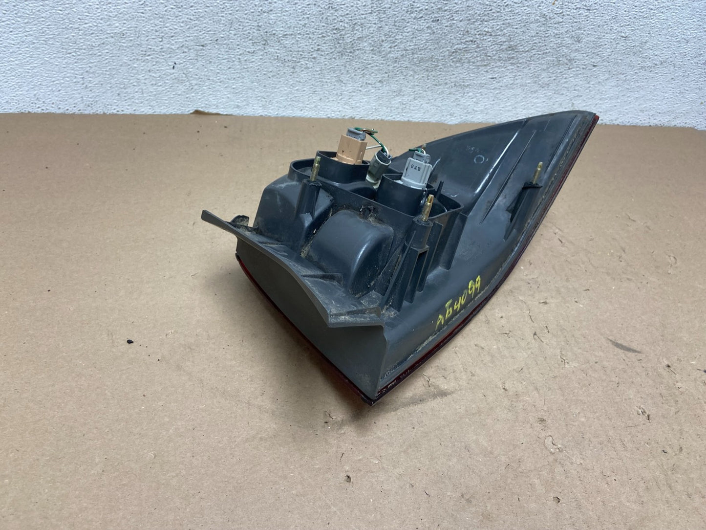 1997 1998 1999 Lexus ES300 Left Driver Side Tail Light AG4099 PS4