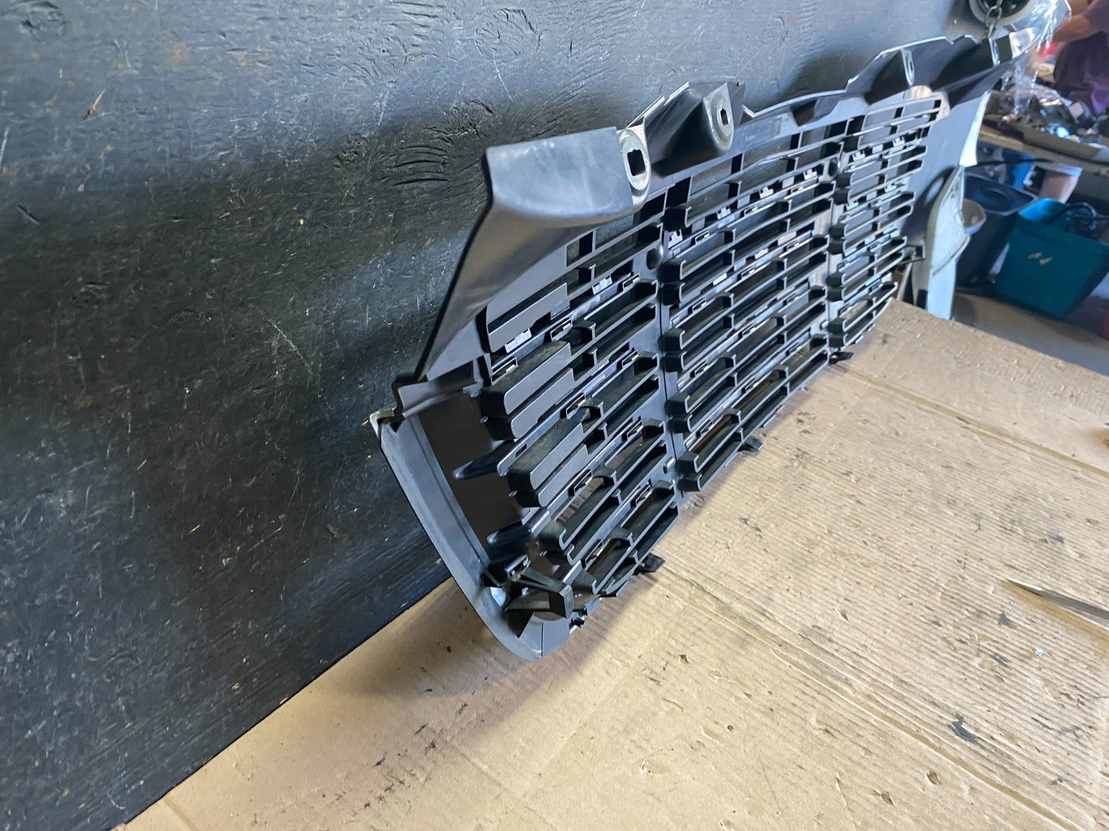 2009 to 2011 Freightliner Sprinter Front Upper Chrome Grill Grille P8566 PS6