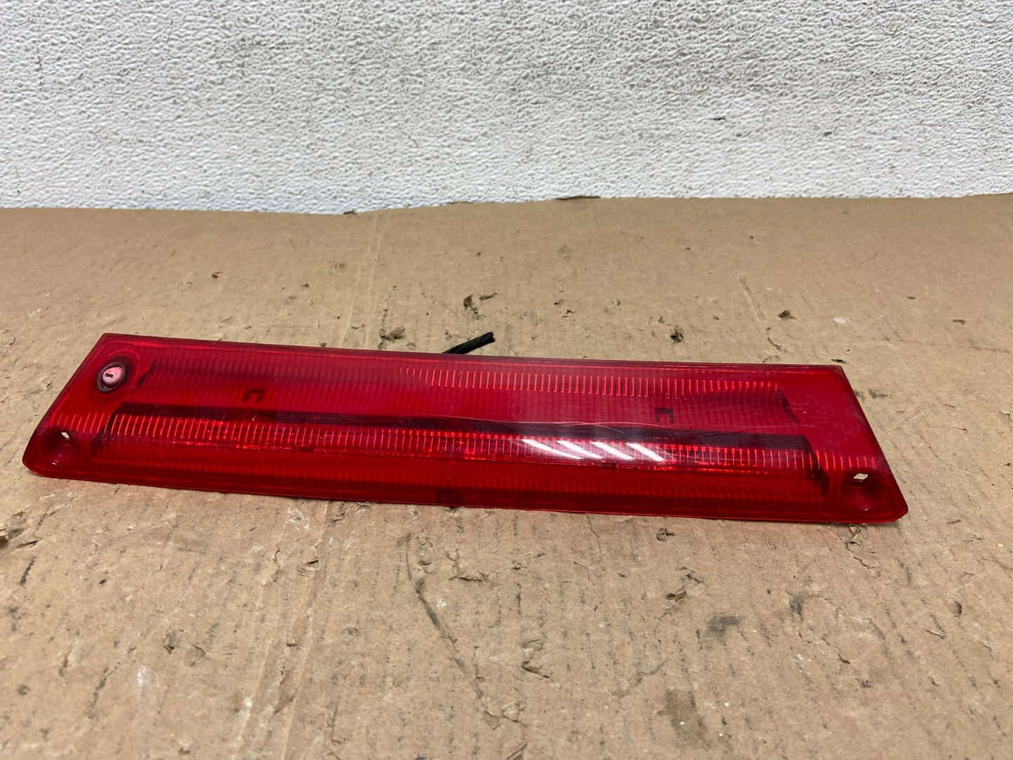 2012 to 2017 Ford Focus SE Trunk Lid Hatch 3rd Brake Light ad8168 DG0