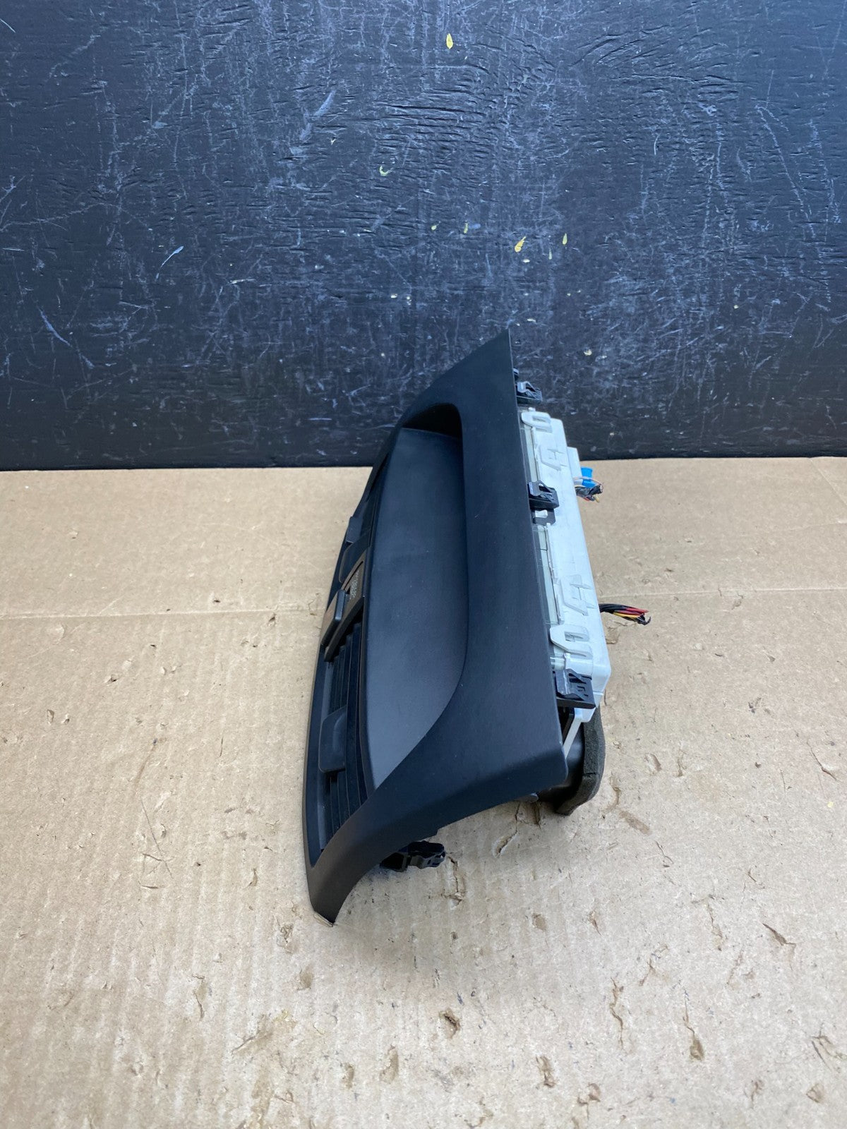 2004 to 2008 Acura TL Front Dash Dashboard AC Center Clock Air Vent AC6786 DG2