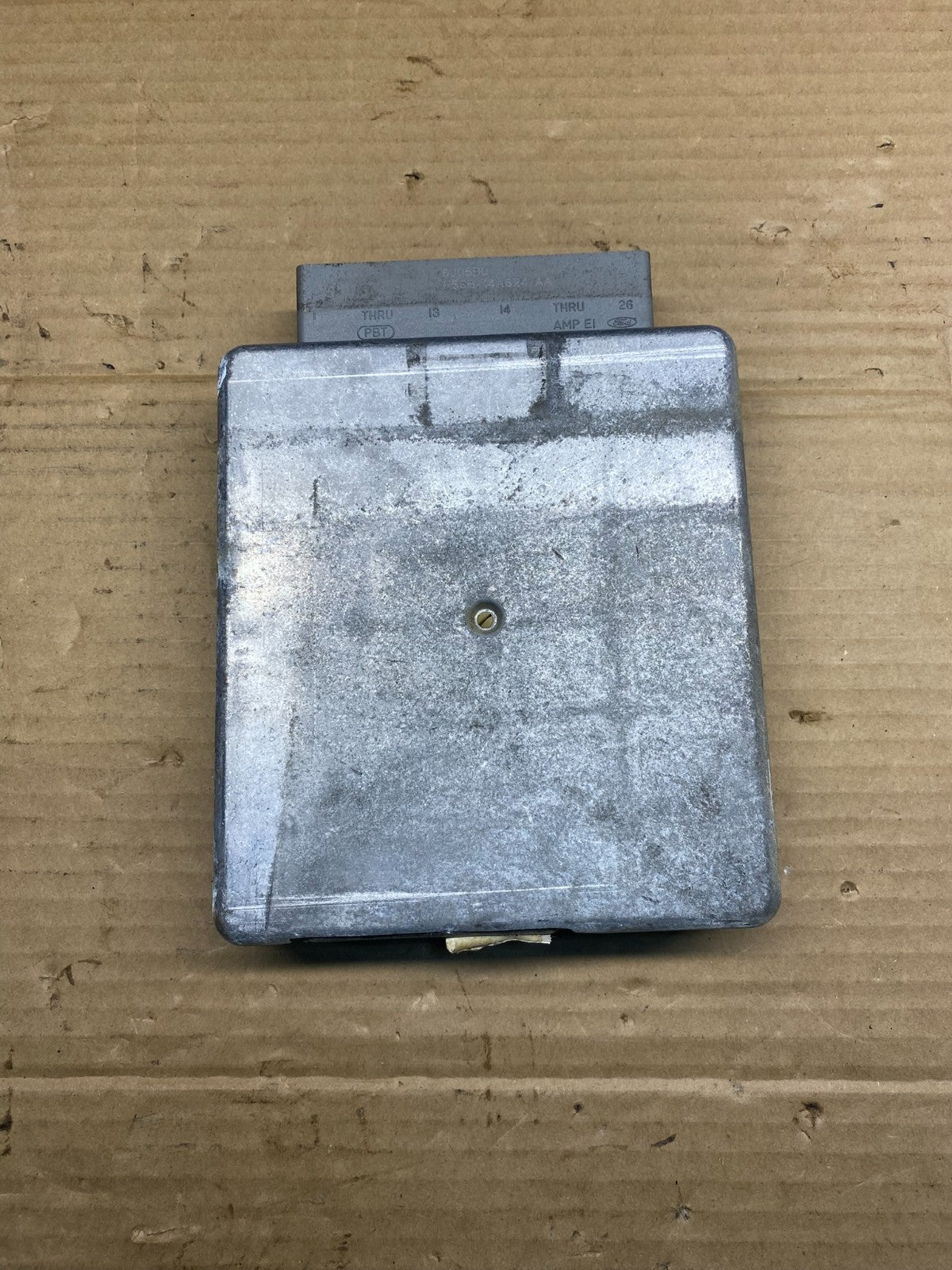 1997 Ford Van E150 E250 Engine Control Module Unit ECU ECM AE6226 DW0