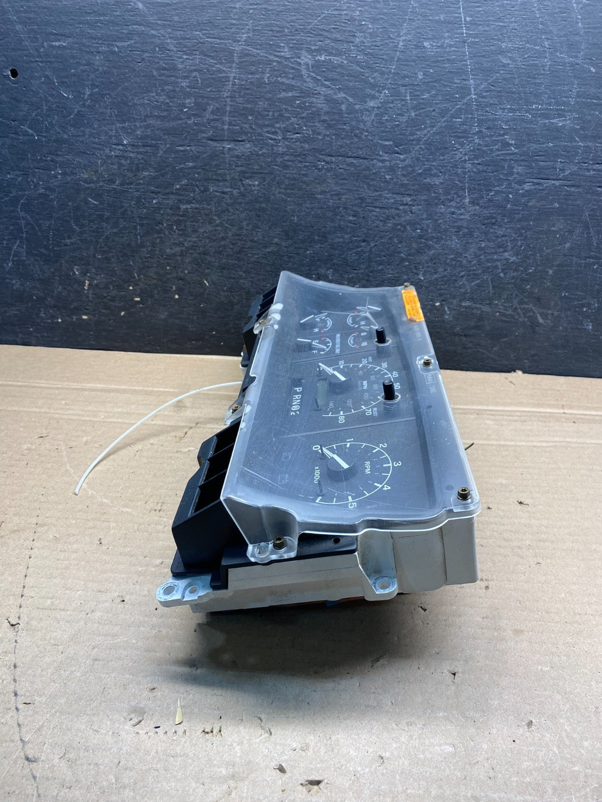 1992 to 1997 Ford F250 F350 Speedometer Cluster Gauge AH7525 DG3
