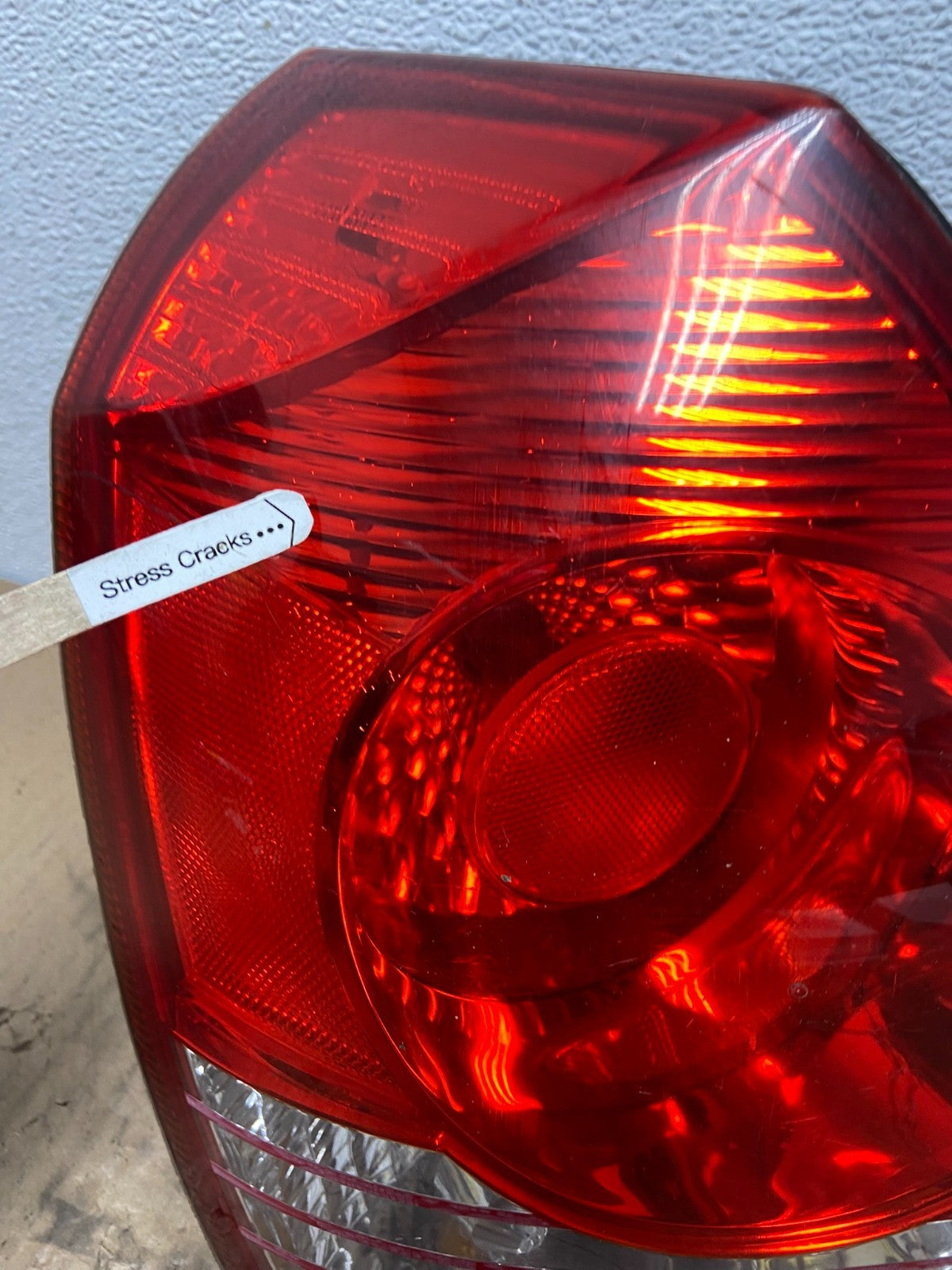 2004 2005 2006 Hyundai Elantra Sedan Left Driver LH Tail Light OEM AB8533 DW4