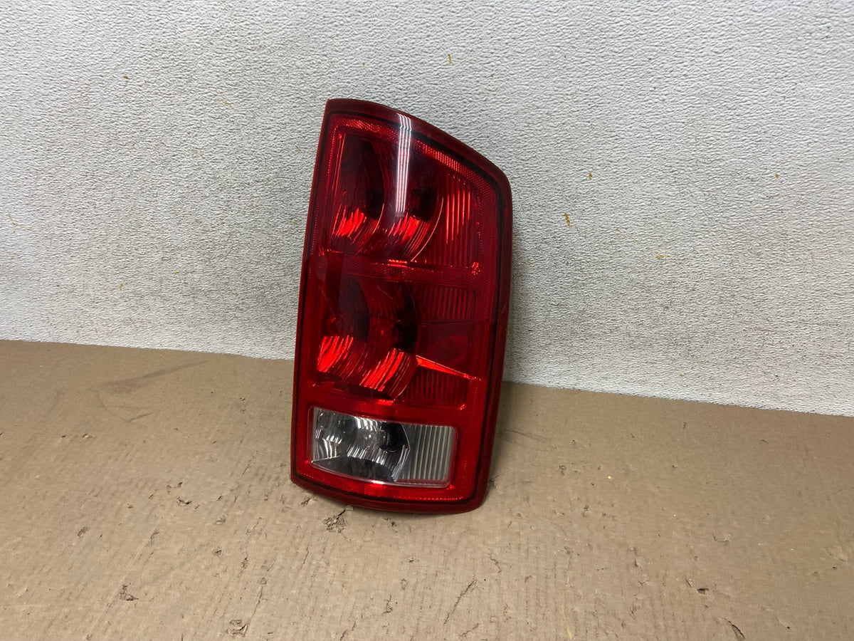 2002 to 2006 Dodge Ram 1500 Right passenger Rh side Tail Light DEPO AH7675 LK2