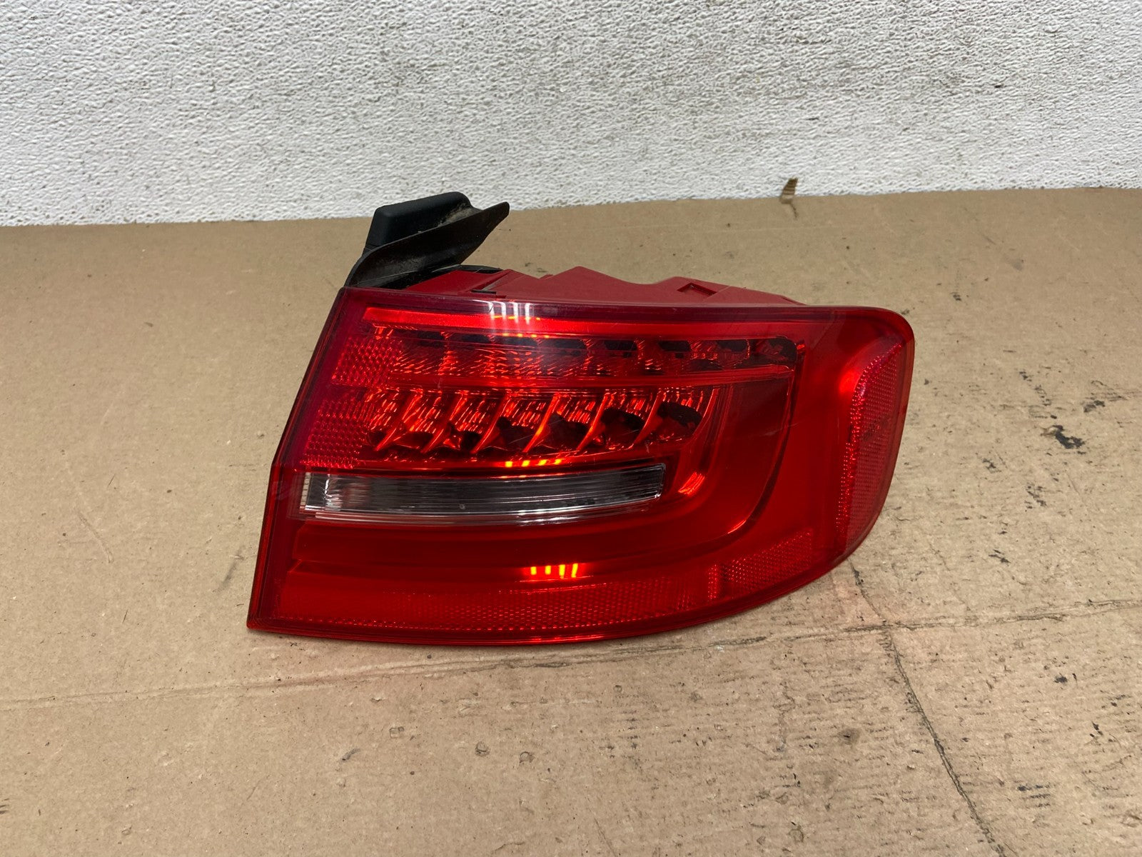 2013 to 2016 Audi A4 S4 Sedan Right Passenger Rh LED Tail Light AF5719 DW0