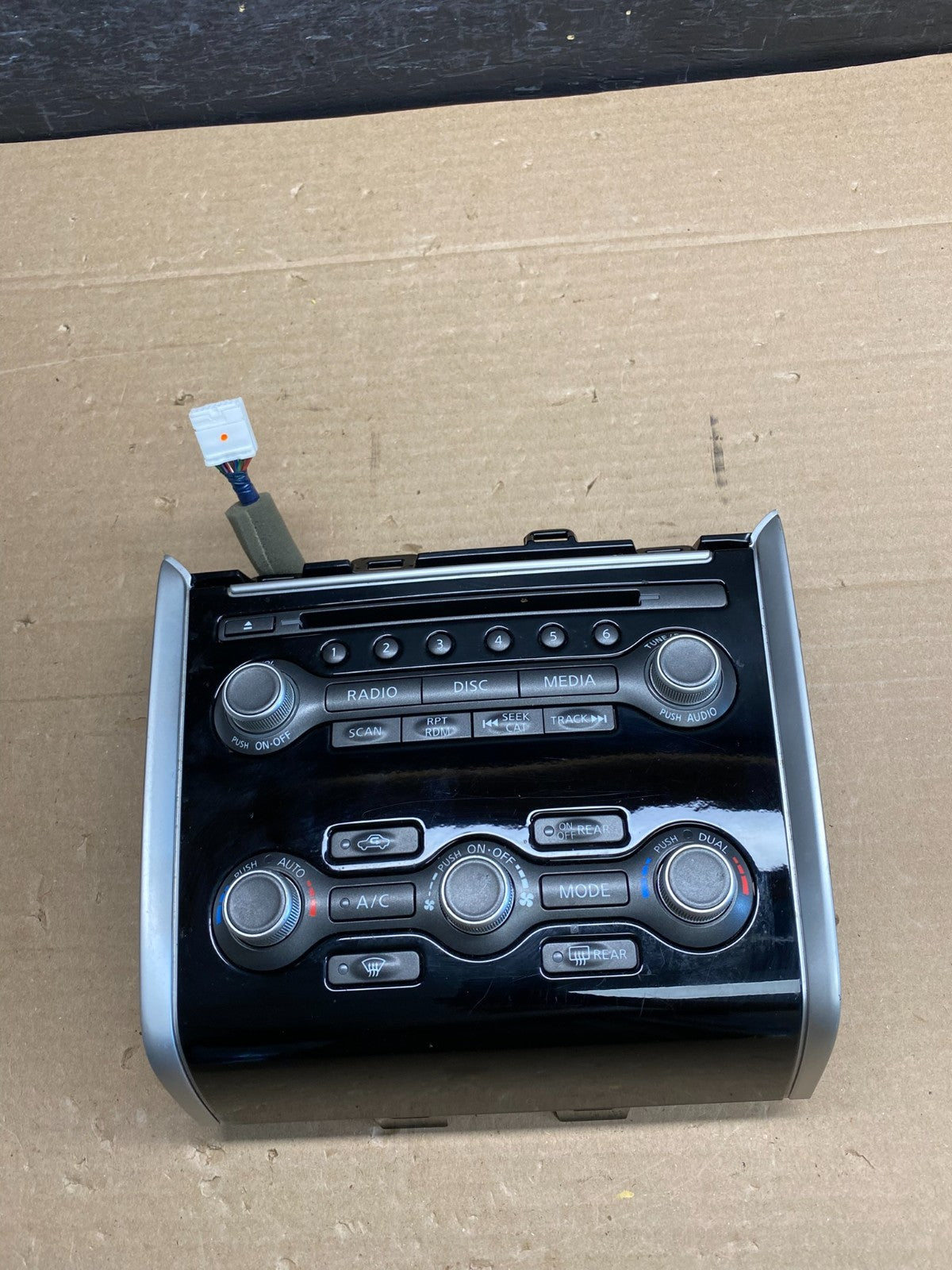 2017 to 2020 Nissan Pathfinder Radio Temperature Climate Control AG5228 DG0