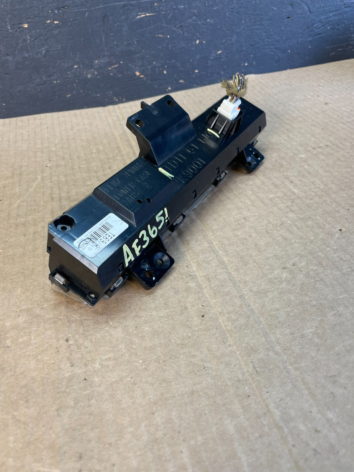 2008 to 2015 Mazda CX-9 Clock Information Display Screen TD11611J0 AF3651 DW4