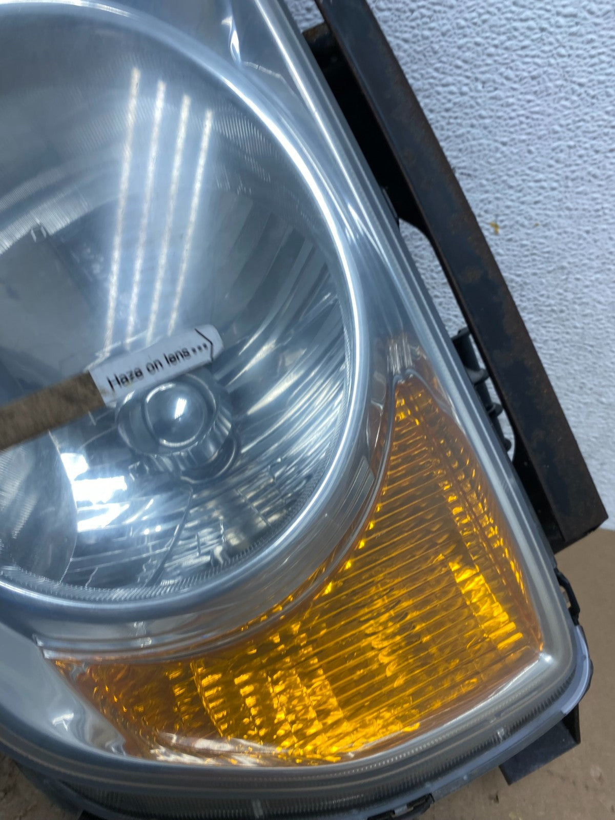 2003 to 2006 Honda Element Left Driver Lh Side Headlight AD8835 DW4