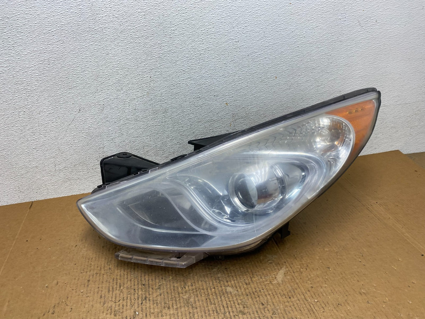 2011 - 2015 Hyundai Sonata Hybrid Left Driver Lh Halogen Headlight AE1603 DW0