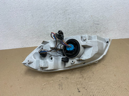 2005-2010 Chevrolet Cobalt Sedan Right Passenger Halogen Headlight AF5876 DW5